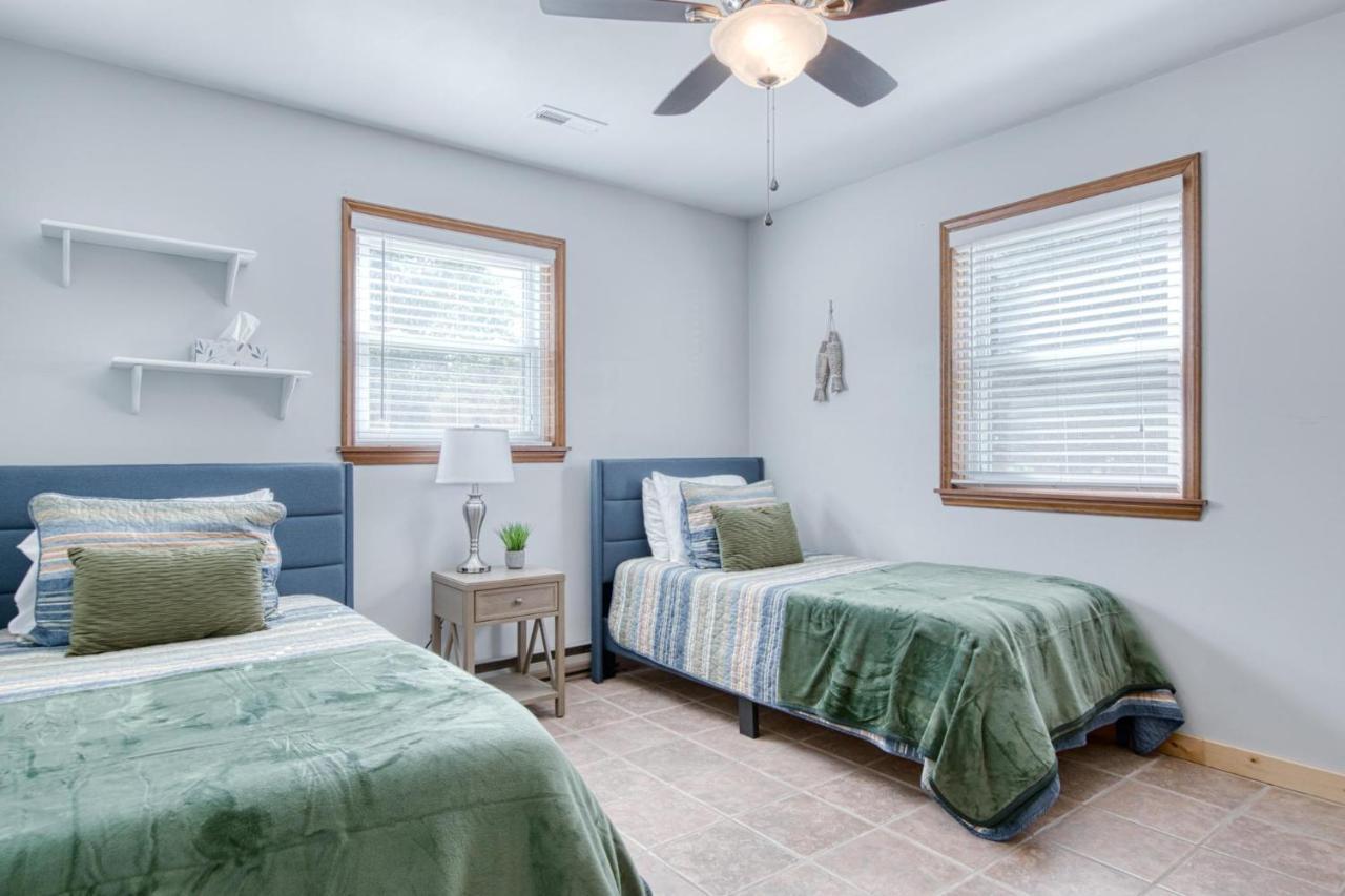 House On The New River, 3Br, 20 Minutes From Vt ラドフォード エクステリア 写真