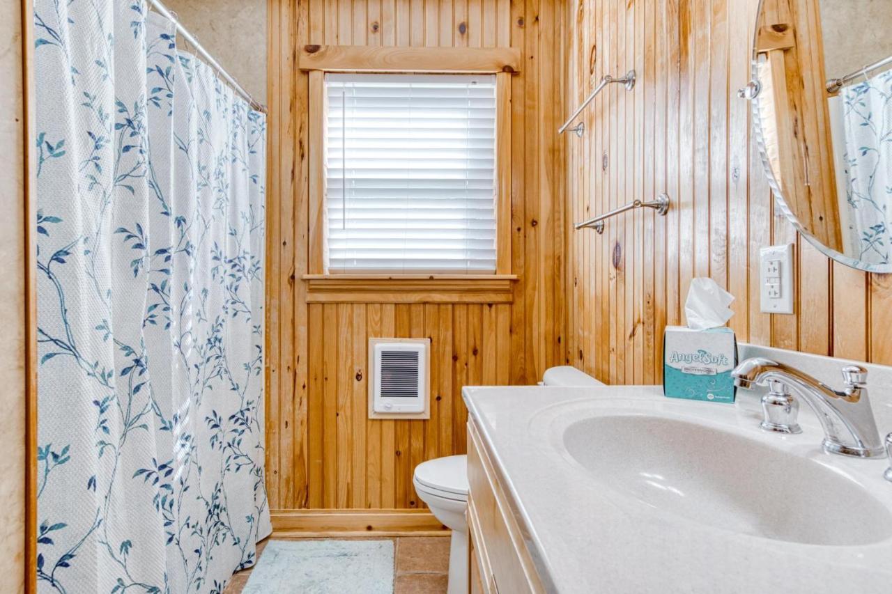 House On The New River, 3Br, 20 Minutes From Vt ラドフォード エクステリア 写真